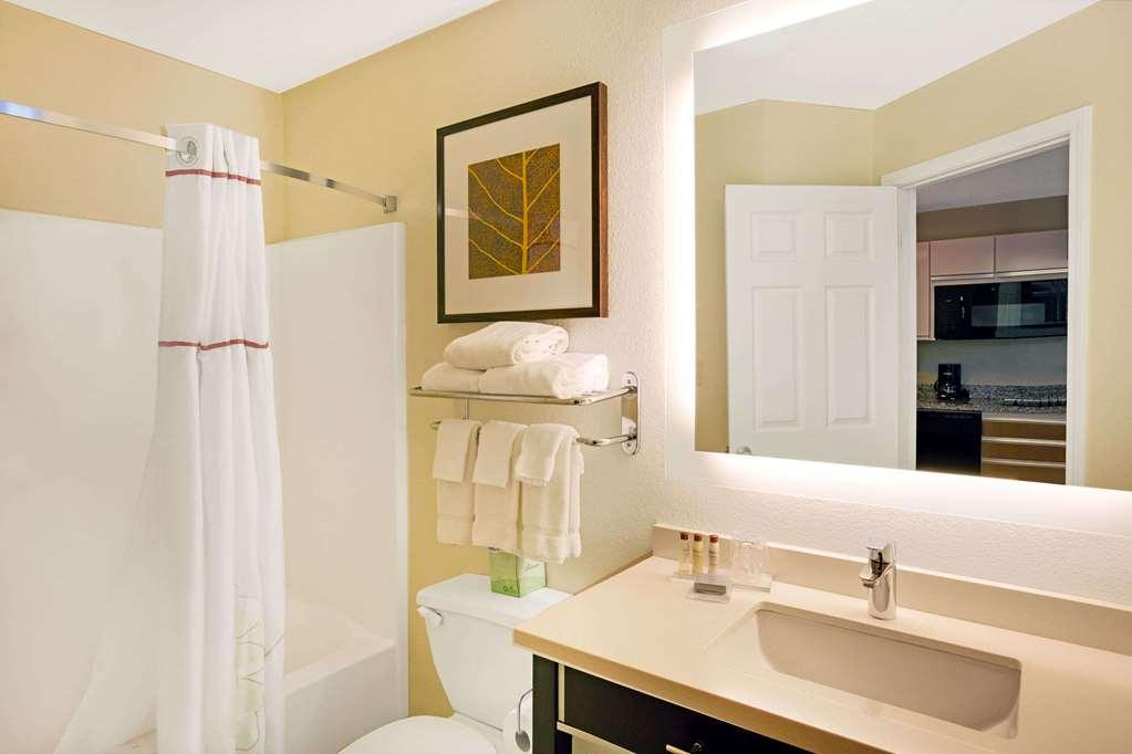 Mainstay Suites Charlotte - Executive Park Room photo
