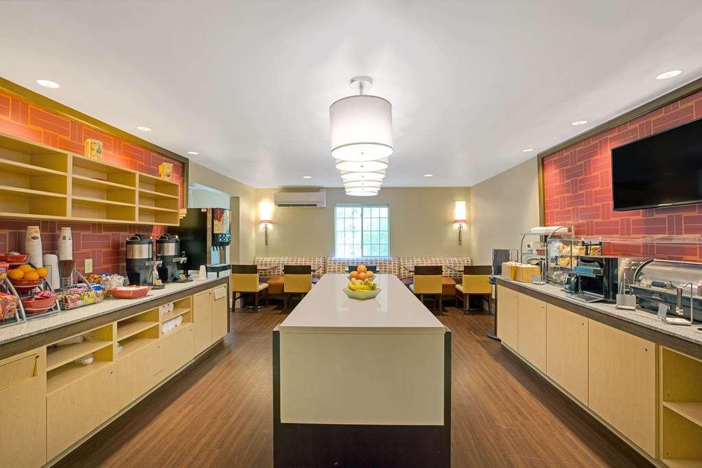 Mainstay Suites Charlotte - Executive Park Facilities photo