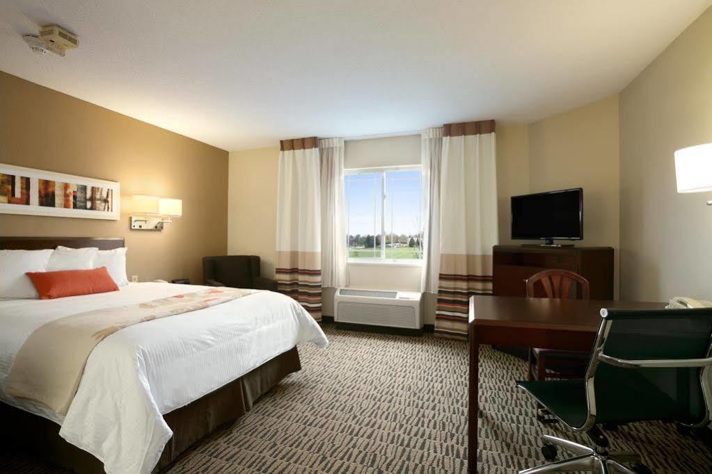 Mainstay Suites Charlotte - Executive Park Exterior photo